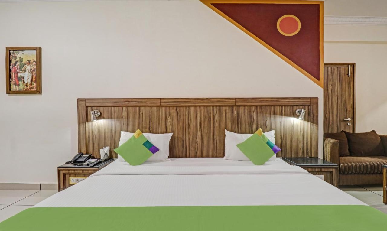 Treebo Komfort Suites, 3 Km From Mysore Palace 외부 사진