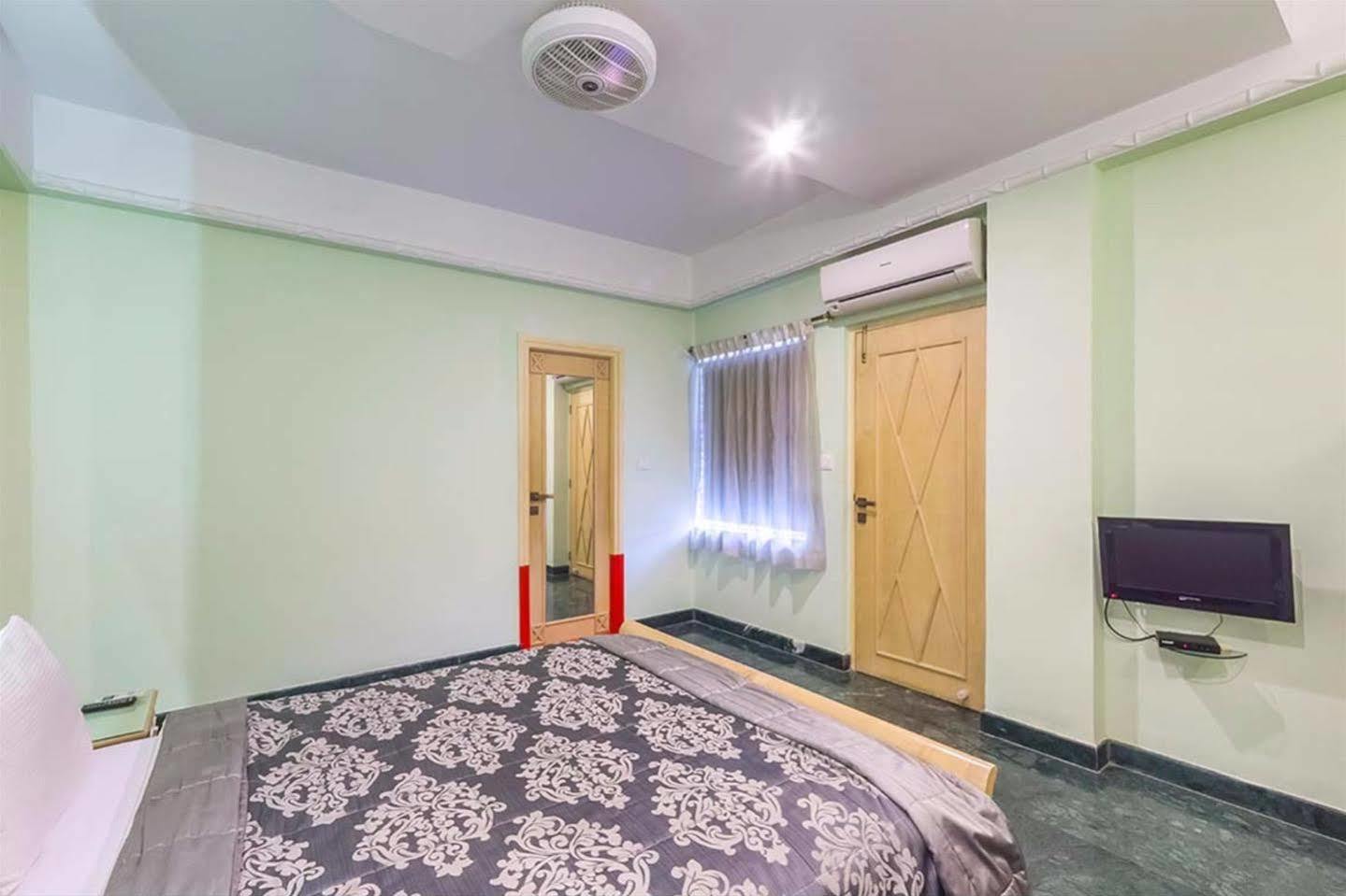 Treebo Komfort Suites, 3 Km From Mysore Palace 외부 사진