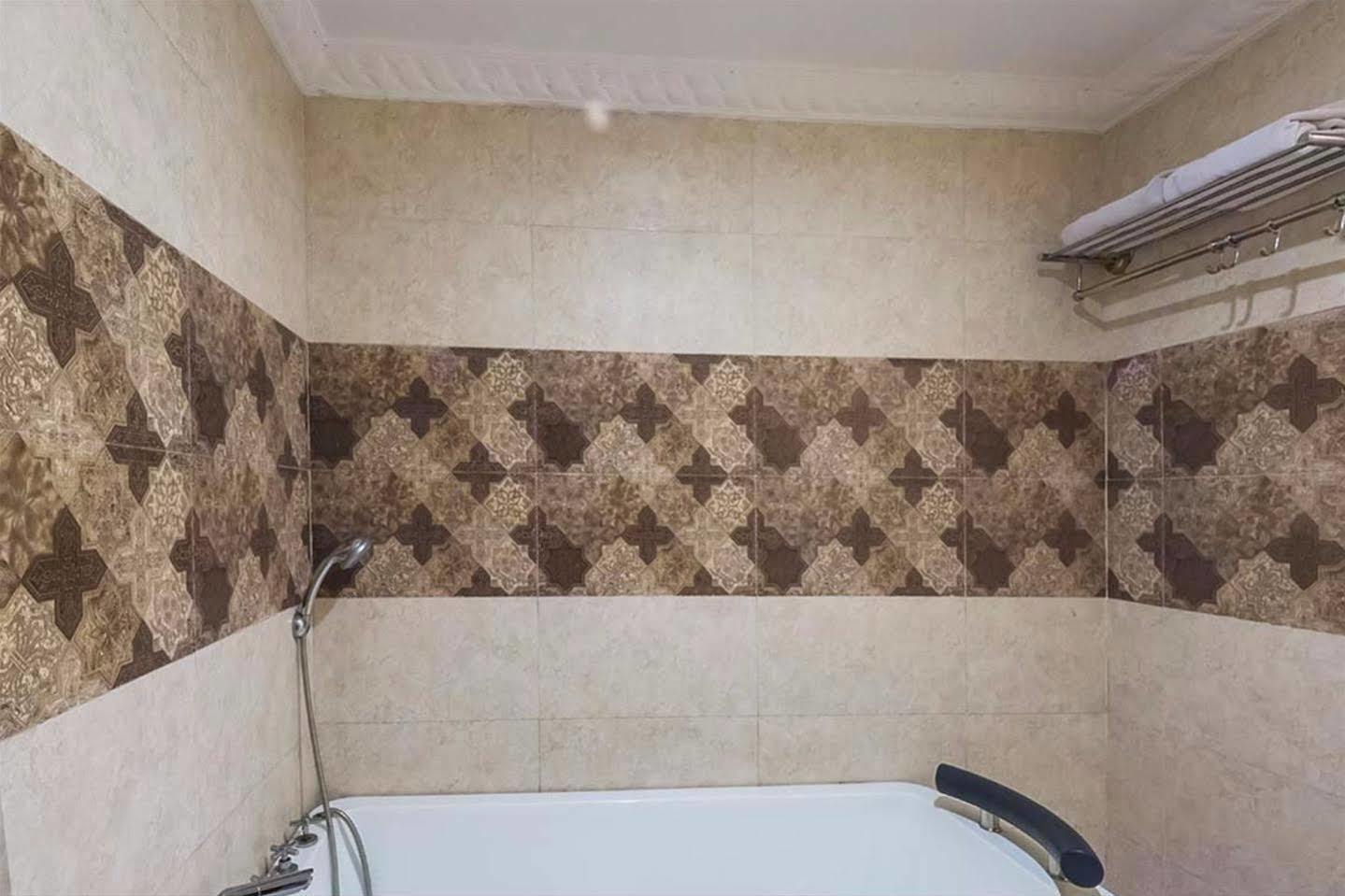Treebo Komfort Suites, 3 Km From Mysore Palace 외부 사진