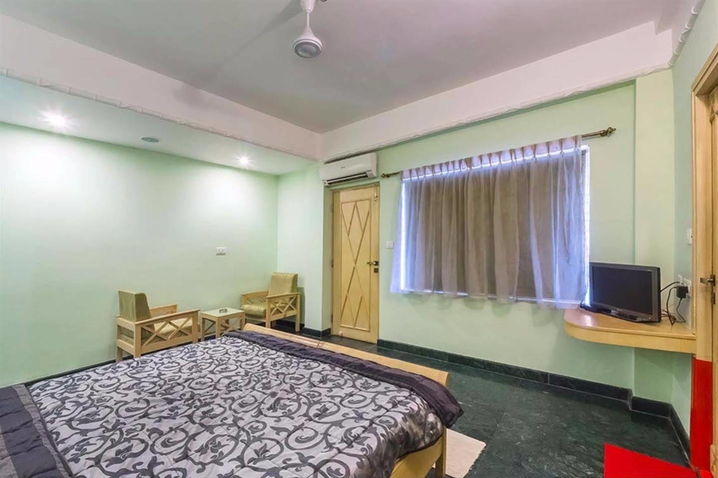 Treebo Komfort Suites, 3 Km From Mysore Palace 외부 사진